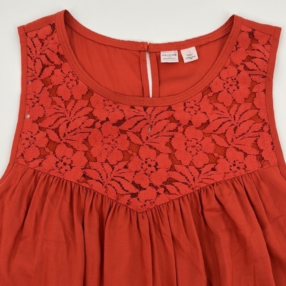 NWT Melrose and Market Sleeveless Top with Floral Lace Yoke Terracotta L‎